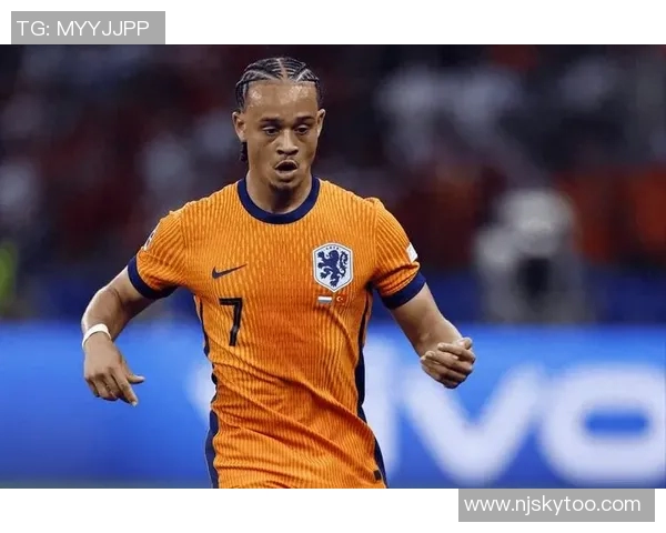 足球明星赌气瞬间大合集精彩回顾让你见证他们的真实情感与激情碰撞