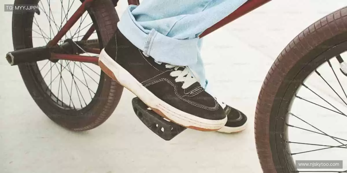 ⚽全球赛事，尽在掌握！指尖滑动，见证冠军诞生的每一秒！